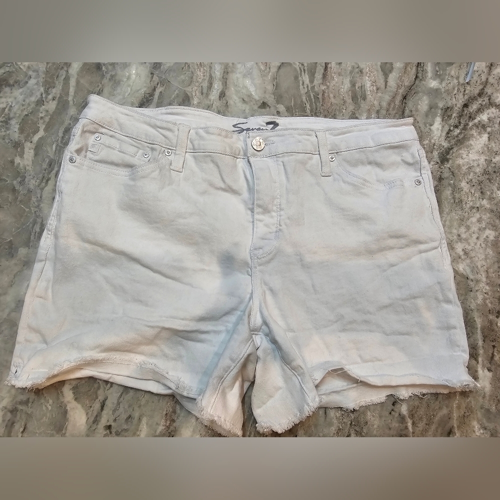 Seven7 Jeans Women’s Size 16 White Cutoff Denim Shorts Raw Hem Stretch